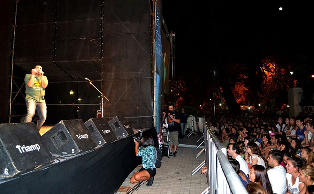 tincho-zaragoza-standup-rosario
